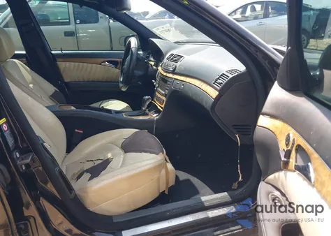 2008 Mercedes-Benz E 550 from USA, damaged, VIN WDBUF72XX8B190200